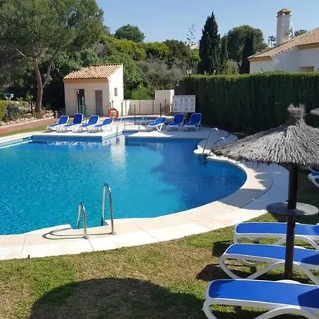 Monte Duquesa Large 2 Bed Ground Floor, Close To Port And With Communal Pool Apartment Manilva