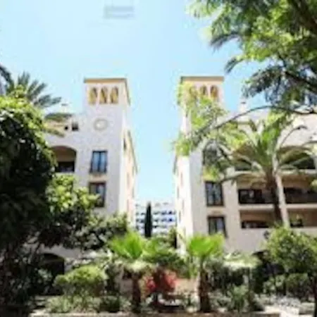 Apartment Monte Duquesa Large 2 Bed Ground Floor, Close To Port And With Communal Pool *
