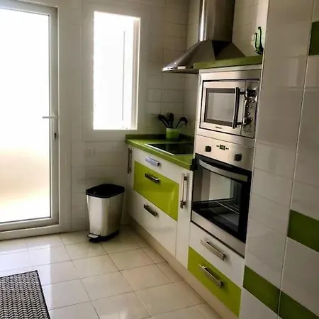 Monte Duquesa Large 2 Bed Ground Floor, Close To Port And With Communal Pool Manilva