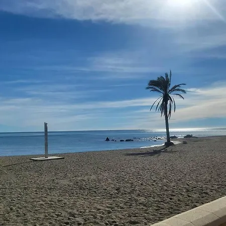 Apartment Monte Duquesa Large 2 Bed Ground Floor, Close To Port And With Communal Pool
