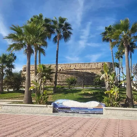 Apartment Monte Duquesa Large 2 Bed Ground Floor, Close To Port And With Communal Pool *