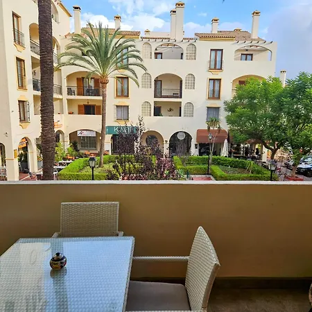 Apartment Monte Duquesa Large 2 Bed Ground Floor, Close To Port And With Communal Pool *